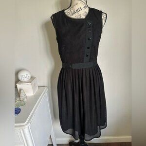 Kay Unger Black Sleeveless Dress Size 6 With Top Snaps and Pockets